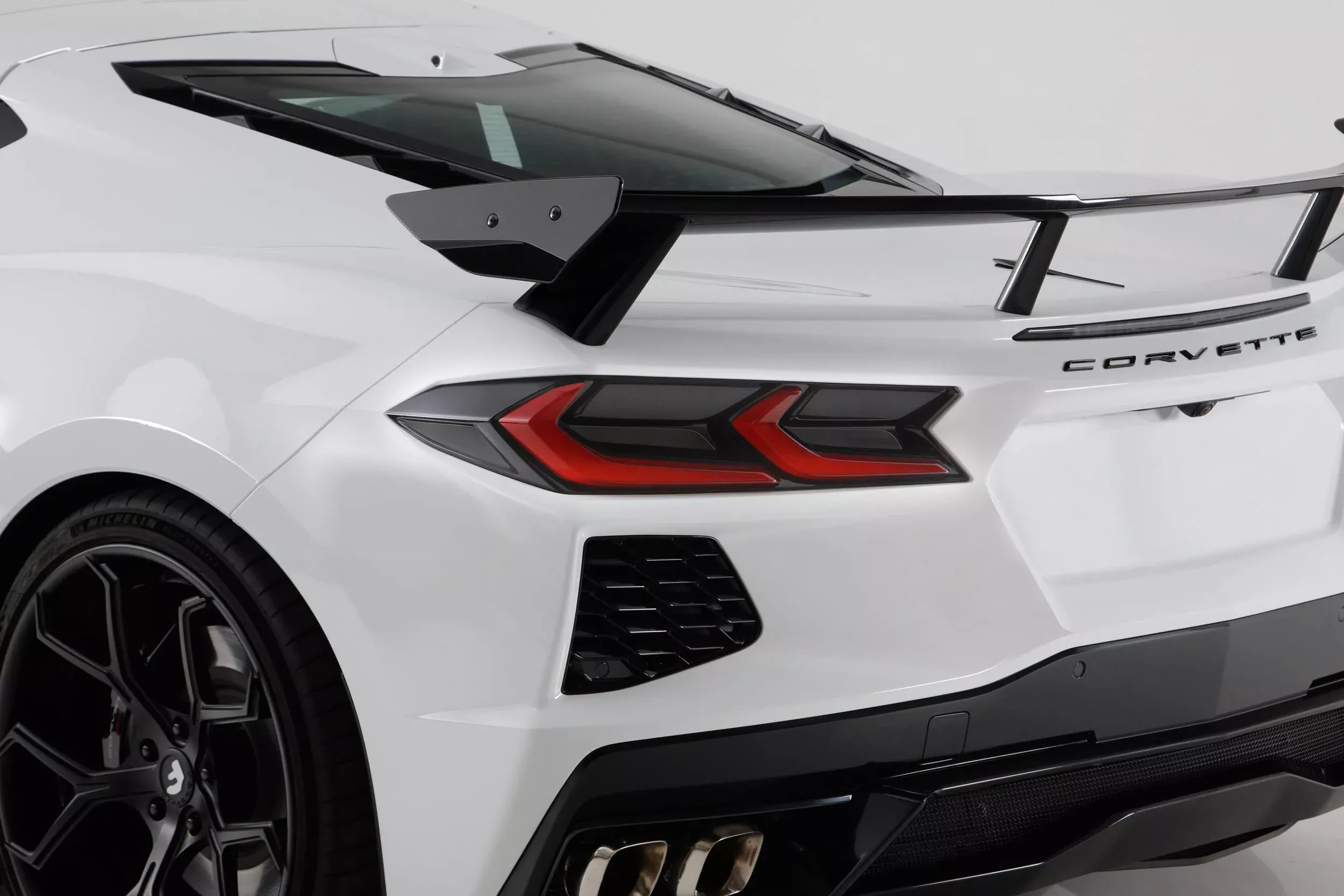 Gts Gt4130 – Smoke Tail Light Lens Cover Kit