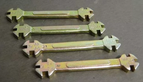 Helix Racing 4pc Spoke Wrench Set 301-1500