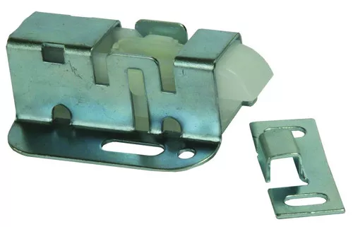 Jr Products Pull-to-open Cab Catch 70395