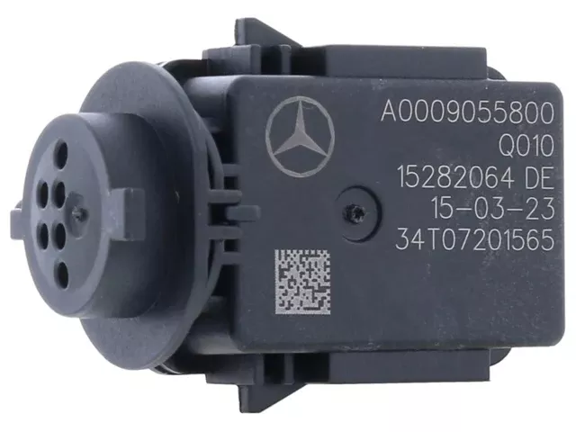 Mercedes-Benz Nitrogen Oxide Sensor (NOx Sensor) – Inboard Air Temperature Sensor | 2002-2025 0009055800