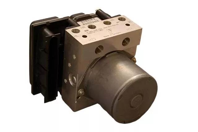 Porsche ABS Hydraulic Unit – 911 07-09997-355-955-55